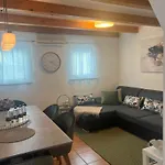 Bella Mura Nature House I26 * Podčetrtek