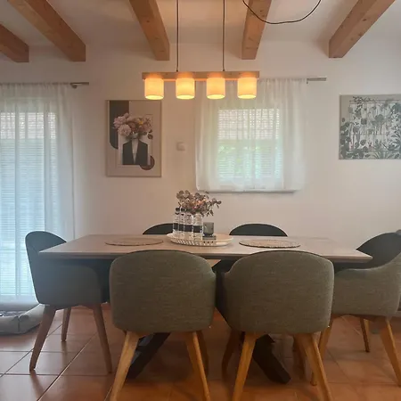 Počitniška hiša Bella Mura Nature House I26 *
