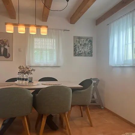 Bella Mura Nature House I26 Počitniška hiša *