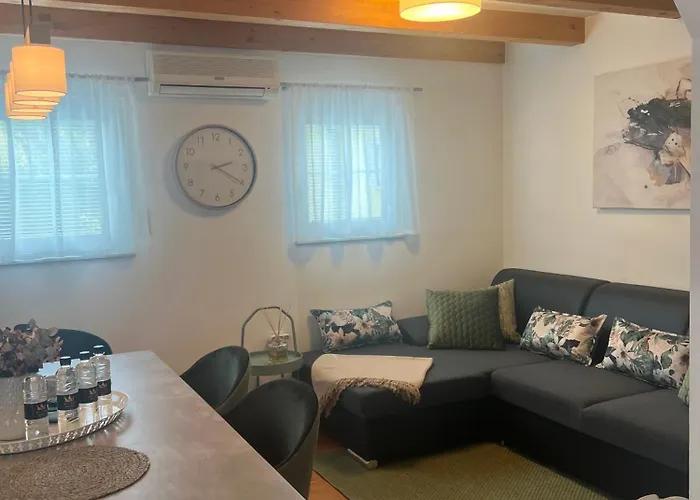 Bella Mura Nature House I26 * Podčetrtek